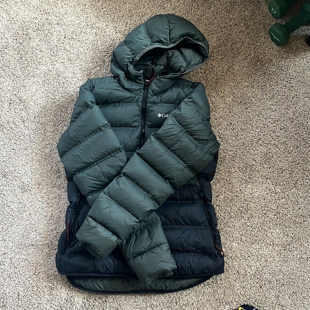 Womens 700 full duck down and feathers jacket medium hoodie